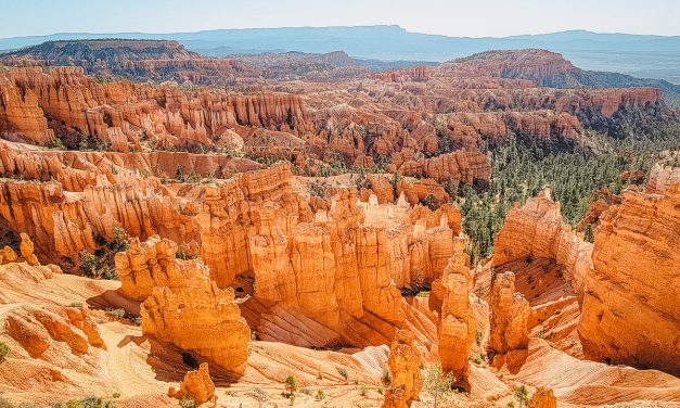 Hiking Bryce Canyon: Queens Garden and Navajo Loop Trails (Utah, USA)